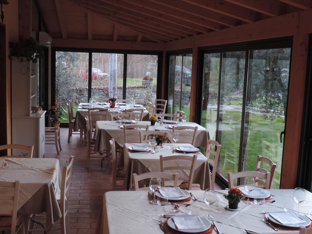 Agriturismo Il Poderetto Licciana Nardi Bagian luar foto