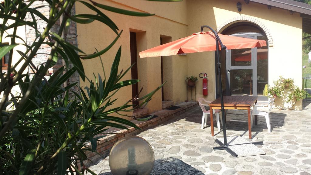 Agriturismo Il Poderetto Licciana Nardi Bagian luar foto