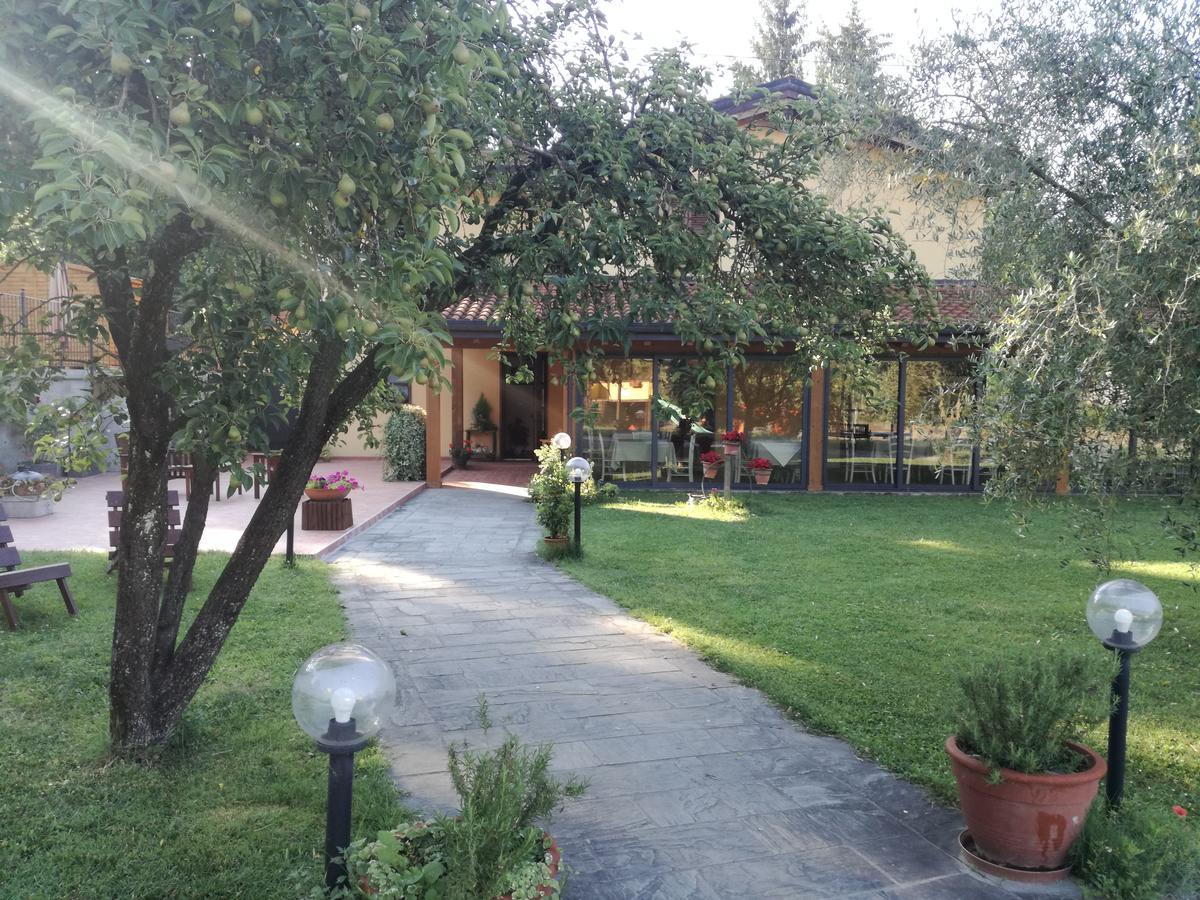 Agriturismo Il Poderetto Licciana Nardi Bagian luar foto